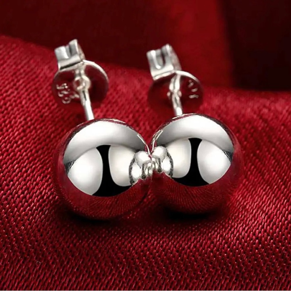 925 Sterling Silver 6MM Round Smooth Solid Ball Stud Earrings Fashion Wedding - Picture 1 of 6